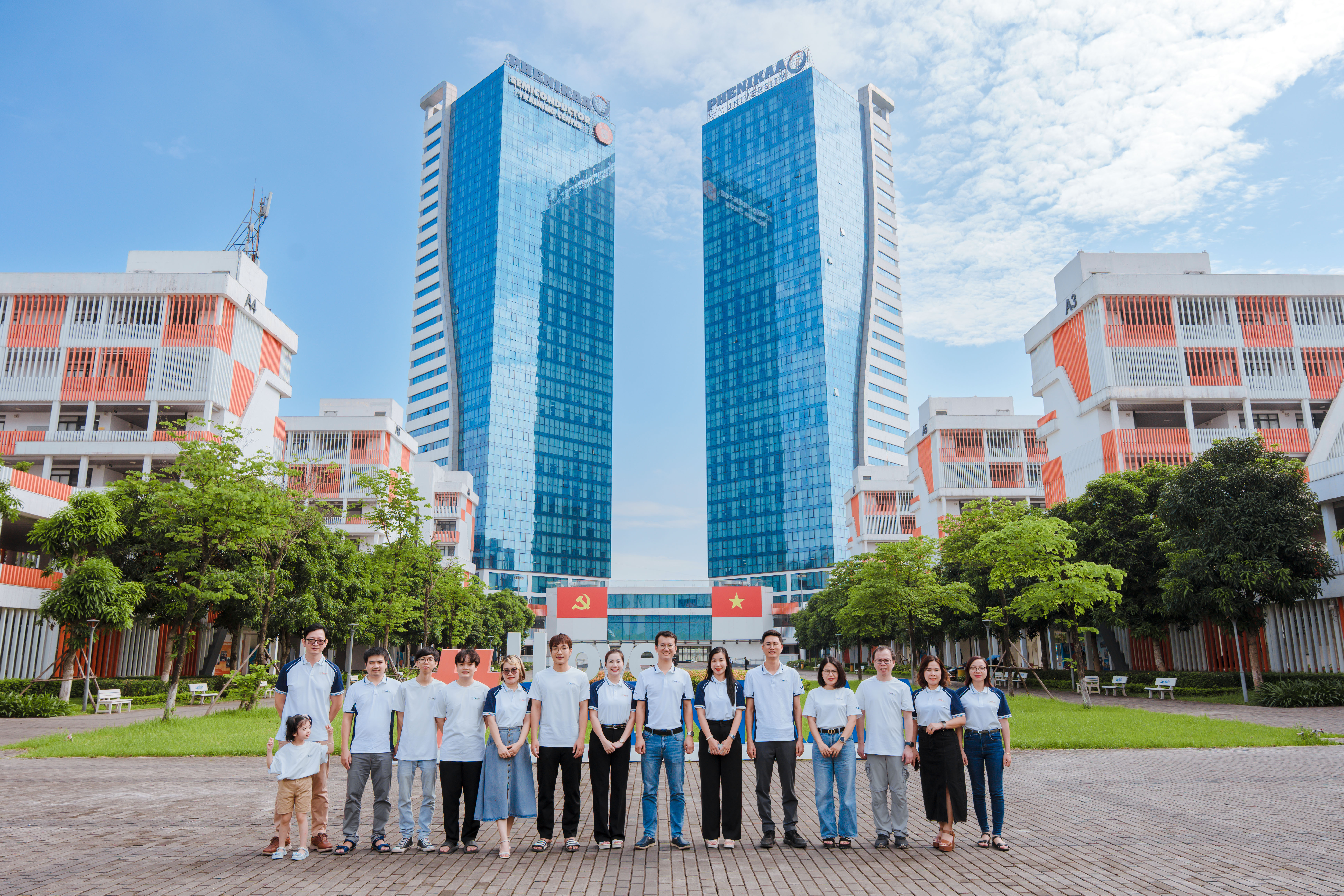 ORLab members at Phenikaa University